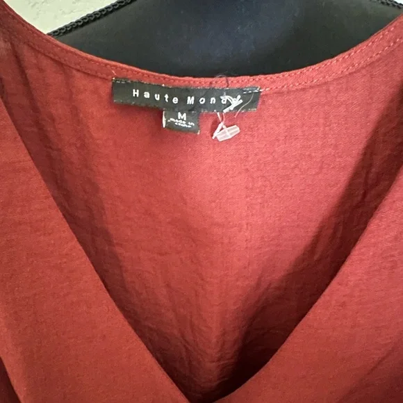 Haute‎ Monde Maroon Jumper V-Neck Seamless Short Sleeves  M Size Medium. NWOT - Picture 4 of 14